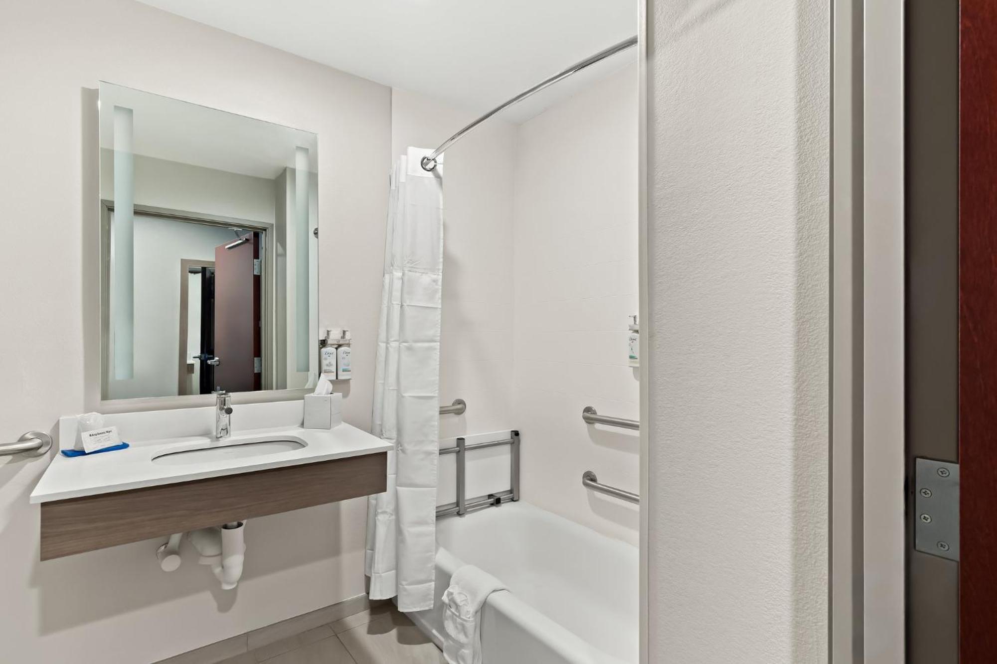 Holiday Inn Express & Suites Perry By Ihg מראה חיצוני תמונה